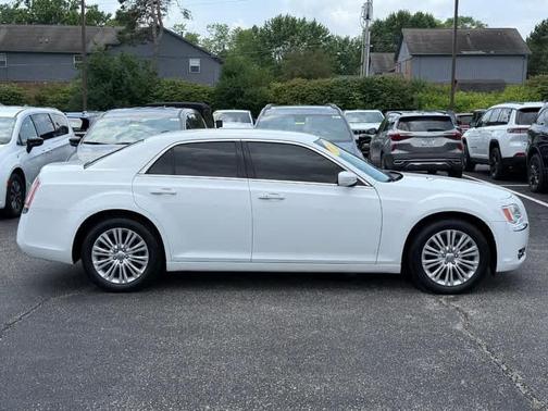 2014 Chrysler 300 Base
