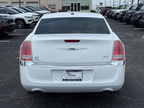 2014 Chrysler 300 Base