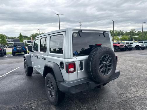Silver Zynith Clearcoat 2024 Jeep Wrangler Sport