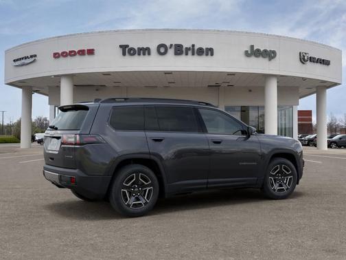 Sting Gray Clearcoat 2026 Jeep Cherokee LAREDO/LIMITED