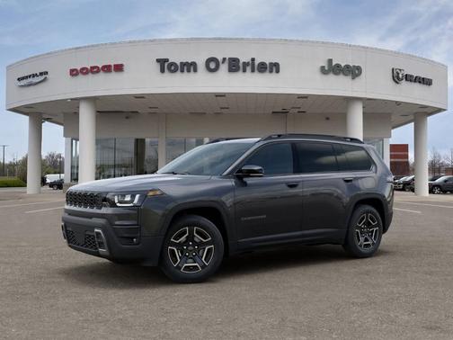 Sting Gray Clearcoat 2026 Jeep Cherokee LAREDO/LIMITED