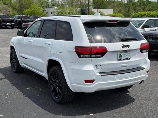 2021 Jeep Grand Cherokee Laredo X