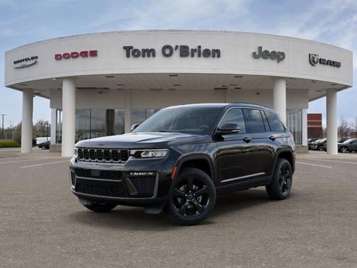 Gloss Black 2027 Jeep Grand Cherokee Limited