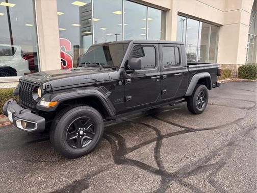 2022 Jeep Gladiator Sport