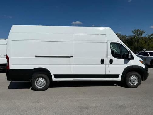 2025 RAM ProMaster 3500 Base