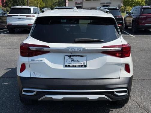 2023 Kia Seltos EX
