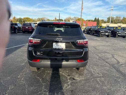 2026 Jeep Compass Limited Altitude