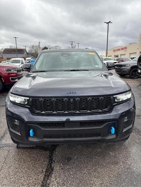 2023 Jeep Grand Cherokee 4xe Base