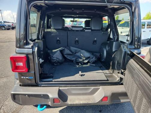 2022 Jeep Wrangler Unlimited 4xe Sahara