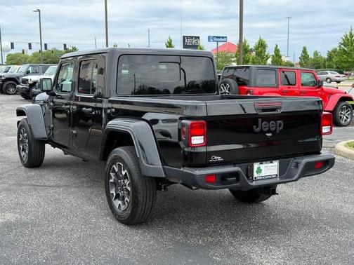 Black Clearcoat 2025 Jeep Gladiator Sport