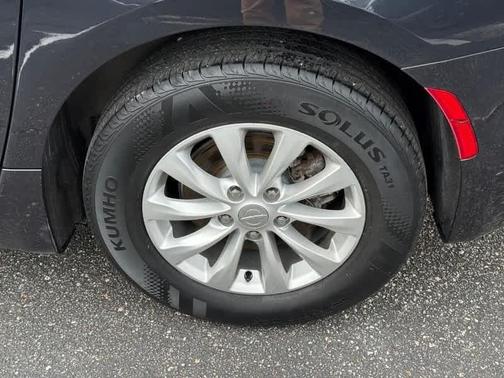 2019 Chrysler Pacifica Touring Plus