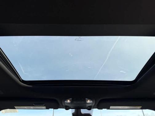 Bright White Clearcoat 2026 Chrysler Pacifica Limited