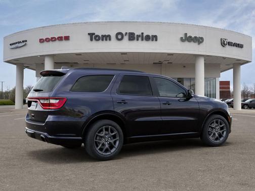 Night 2026 Dodge Durango GT Plus HEMI V8