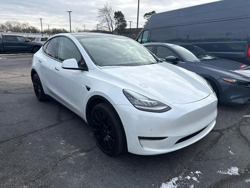 2022 Tesla Model Y Long Range