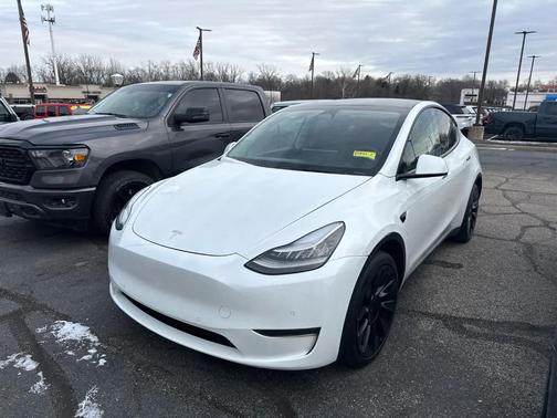 2022 Tesla Model Y Long Range