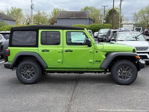 2025 Jeep Wrangler Sport