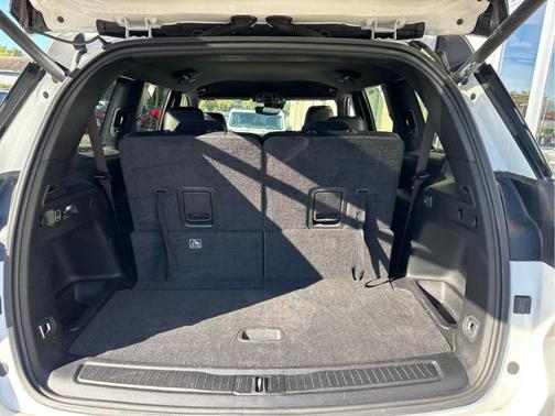 2021 Jeep Grand Cherokee L Laredo