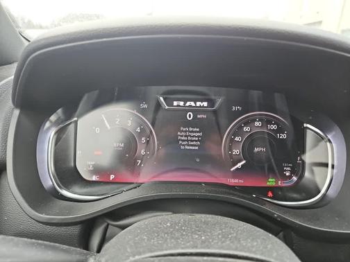 2025 RAM 1500 Big Horn/Lone Star