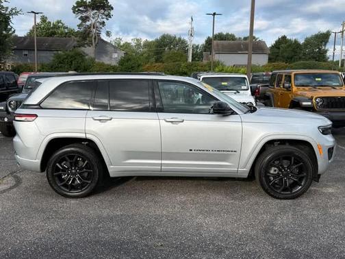 Silver Zynith 2023 Jeep Grand Cherokee 4xe Base