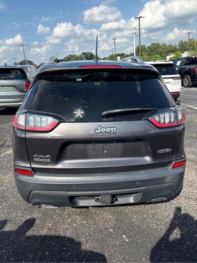 Granite Crystal Clearcoat Metallic 2021 Jeep Cherokee Latitude Lux