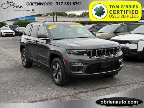 Metallic 2024 Jeep Grand Cherokee 4xe Base