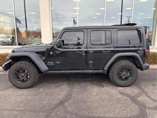 2024 Jeep Wrangler 4xe Sport