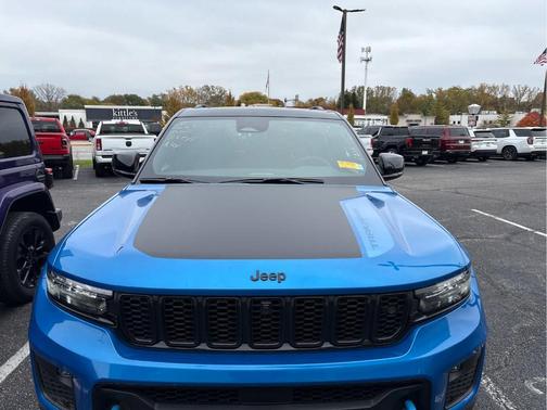2023 Jeep Grand Cherokee 4xe Trailhawk