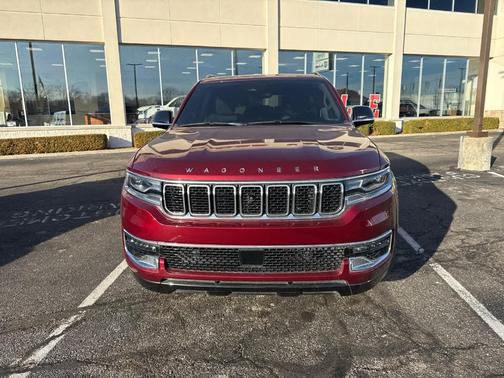 2024 Jeep Wagoneer Base