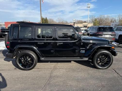 2022 Jeep Wrangler Unlimited 4xe Sahara