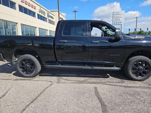 Diamond Black 2025 RAM 2500 Big Horn