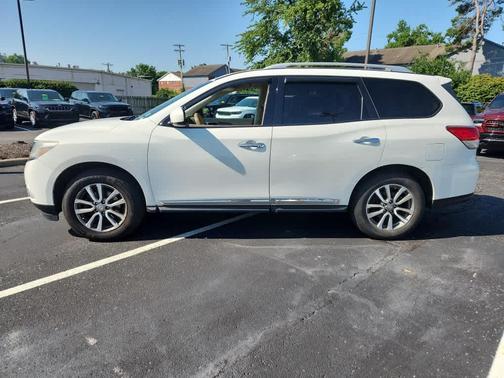 2013 Nissan Pathfinder SL