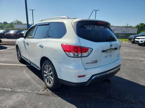 2013 Nissan Pathfinder SL