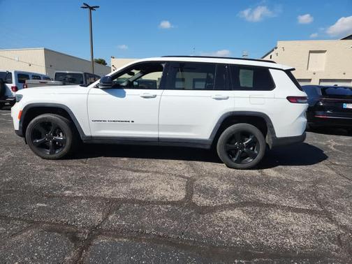 2023 Jeep Grand Cherokee L Laredo