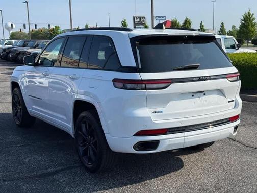 Bright White Clearcoat 2023 Jeep Grand Cherokee 4xe Base