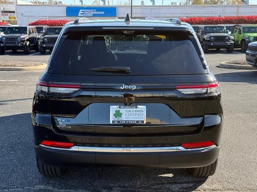 2022 Jeep Grand Cherokee 4xe Base