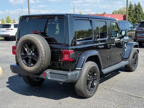 2021 Jeep Wrangler Unlimited Sahara Altitude