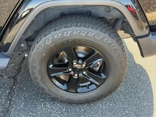 2021 Jeep Wrangler Unlimited Sahara Altitude