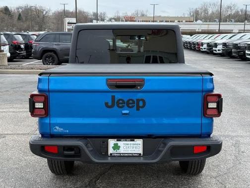2024 Jeep Gladiator Sport