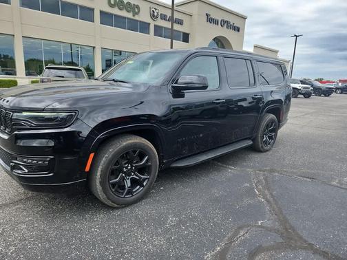 Diamond Black 2025 Jeep Wagoneer L Series II