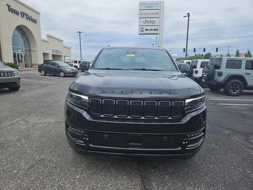 Diamond Black 2025 Jeep Wagoneer L Series II