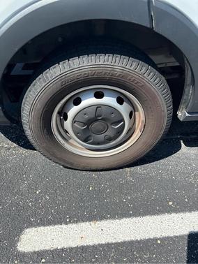 Oxford White 2017 Ford Transit-250 148 WB Medium Roof Cargo