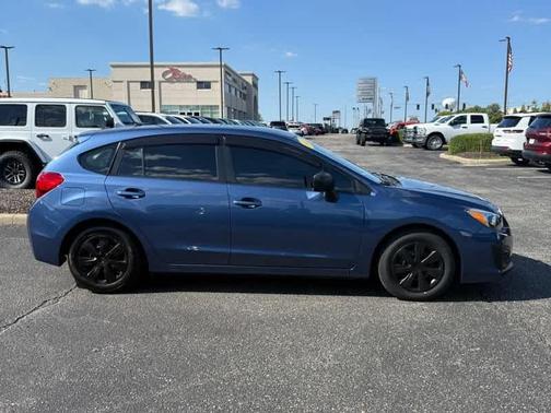 2012 Subaru Impreza 2.0i