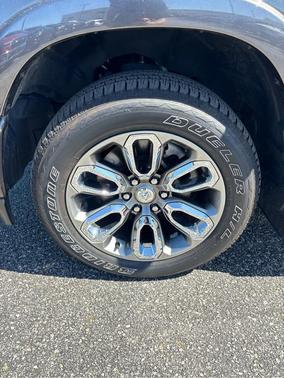 Granite Crystal Clearcoat Metallic 2020 RAM 1500 Laramie