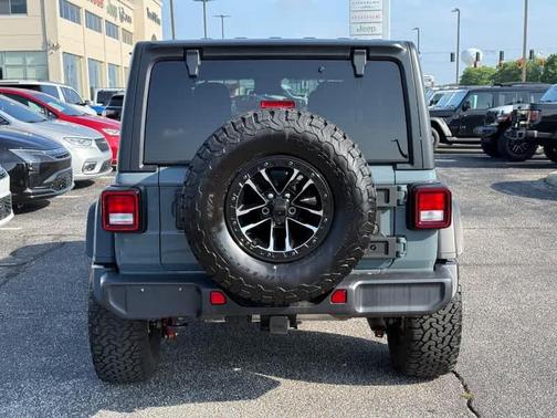 Anvil Clearcoat 2024 Jeep Wrangler Sport