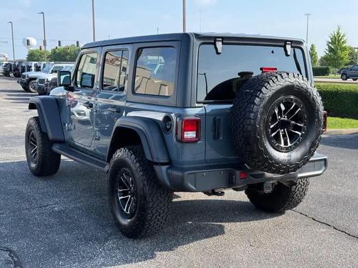 Anvil Clearcoat 2024 Jeep Wrangler Sport