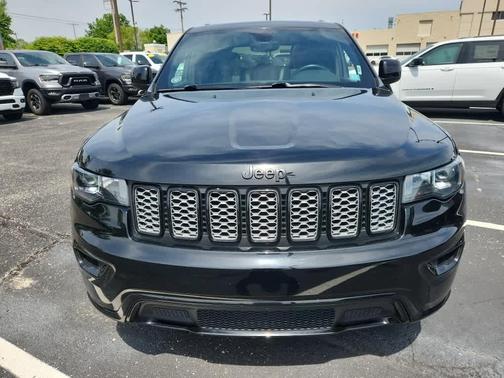 2017 Jeep Grand Cherokee Altitude