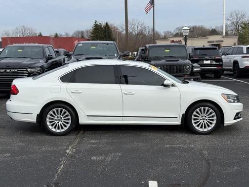 2017 Volkswagen Passat 1.8T SE