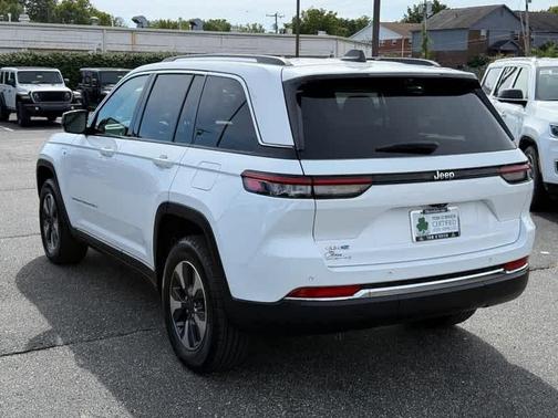 2023 Jeep Grand Cherokee 4xe Base