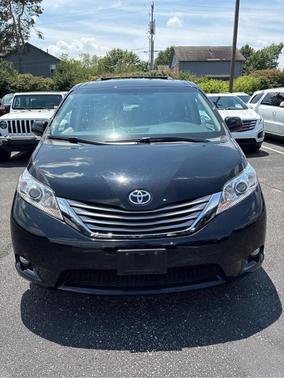 2015 Toyota Sienna XLE
