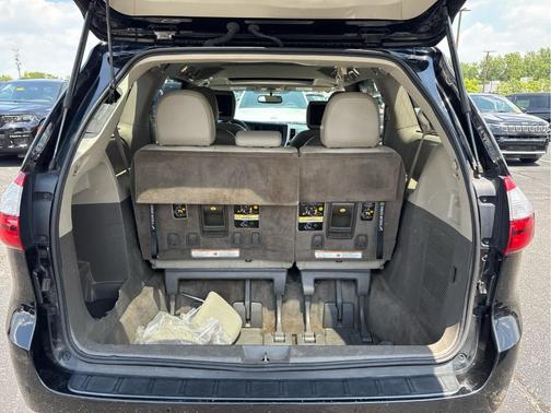 2015 Toyota Sienna XLE
